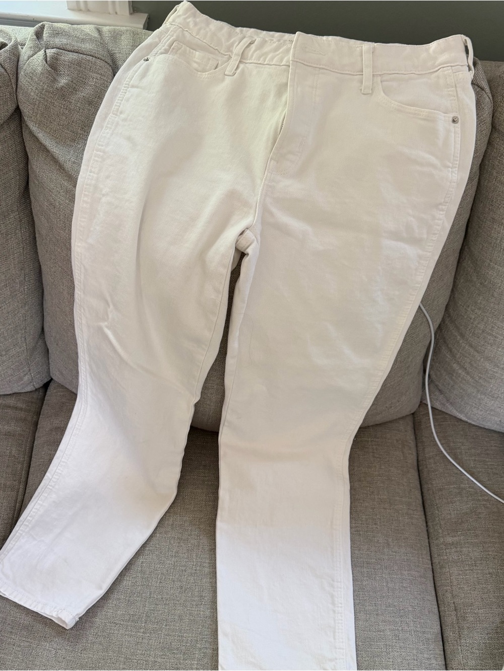 Old Navy White vintage slim jeans